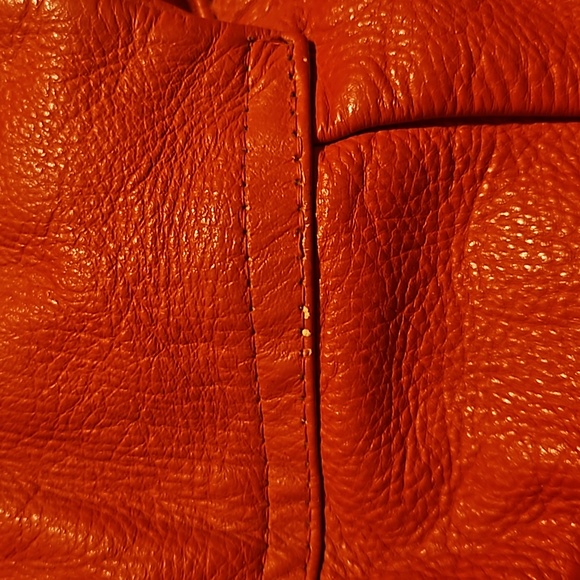 Barganza Red Shoulder Saddle Bucket Bag - Picture 12 of 16